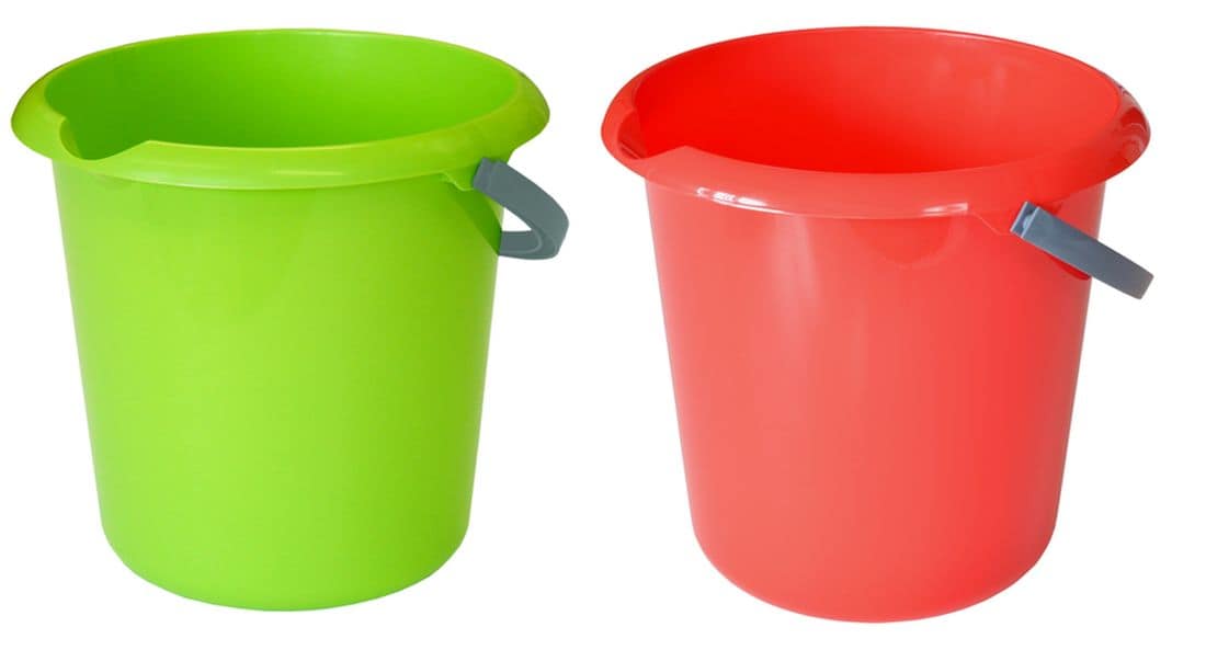 Kbelík 10l (mix barev) 2010